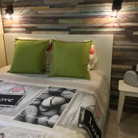 Evergreen Apartament *